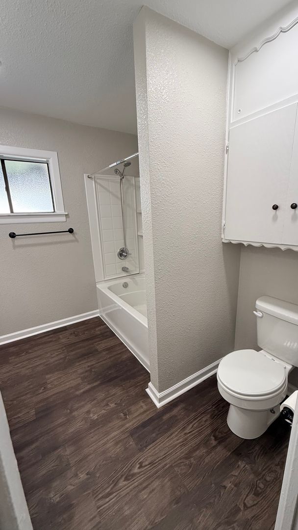 Photo - 3 bed/1 bath, with carport - Interior upda...