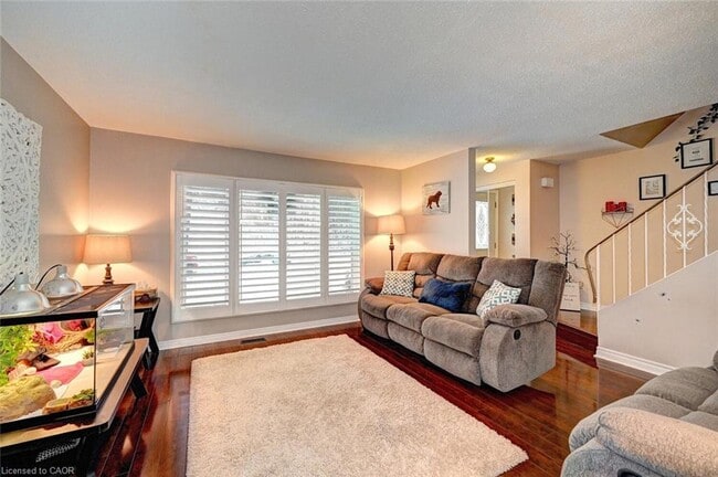 Photo - 129 Old Carriage Dr