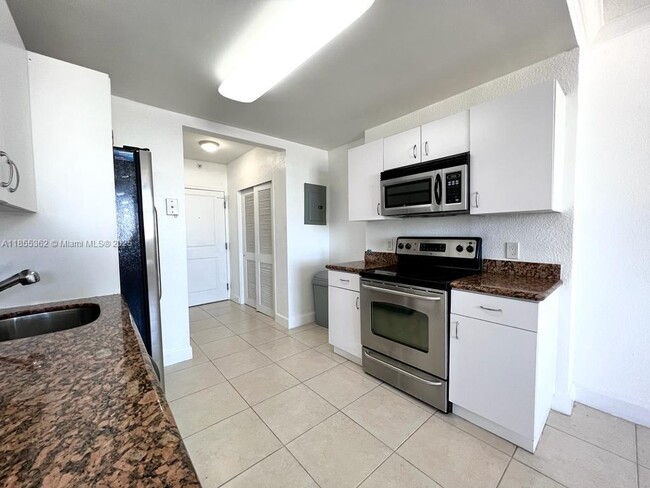 Photo - 401 69th St Unit 1403