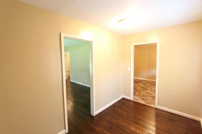 Photo - New On The Market with GREAT FEATURES!  Large 3 Bedroom PLUS Den!!