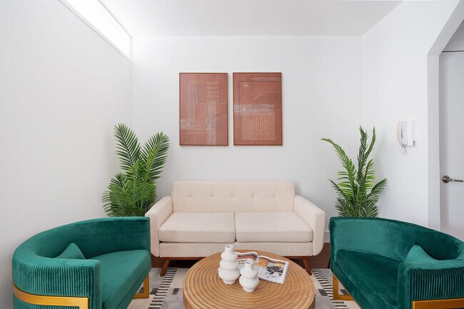 Photo - 444 W 48th St Unidad ID1022004P