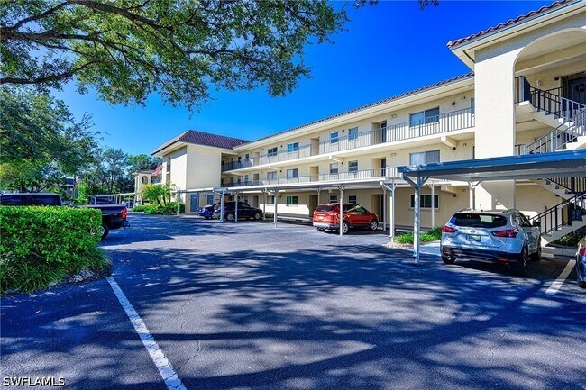 201 Quail Forest Blvd Unit 103