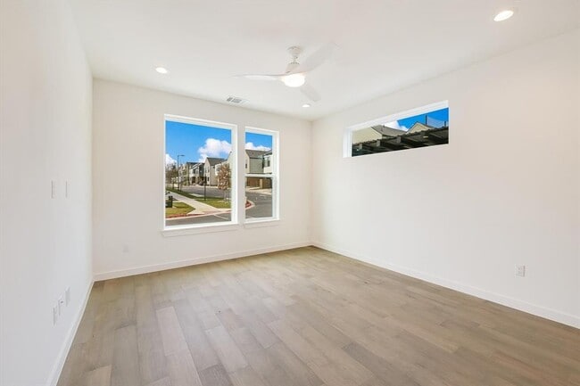 2211 E M. Franklin Ave Unit 22