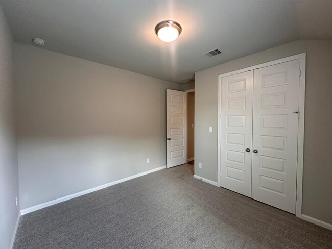 Photo - 6030 Cottontail Ln