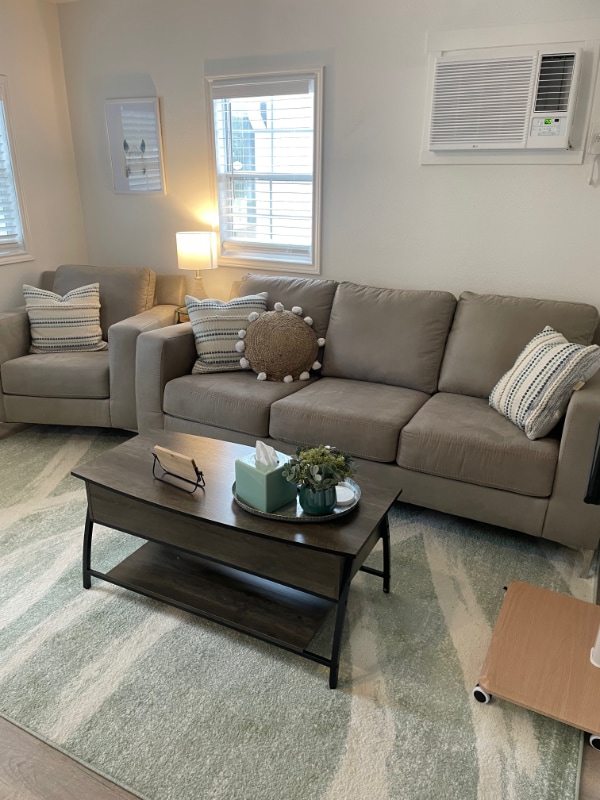 Photo - 210 H Pickens Rd