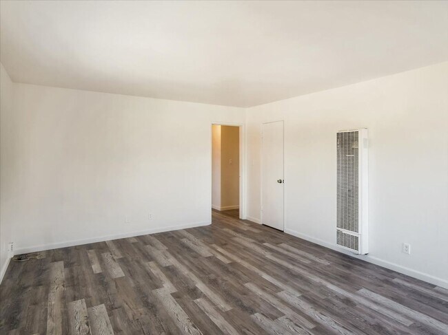Photo - 2901 Octavia St Unit Apt 4