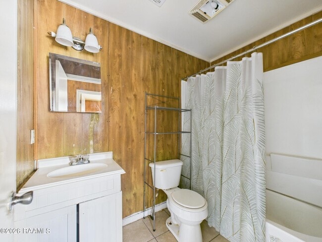 Photo - 111 Sternberg Dr