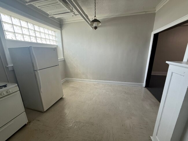 Photo - 3252 Maple Ave Unit BB