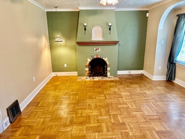 Photo - Charming Downriver Home