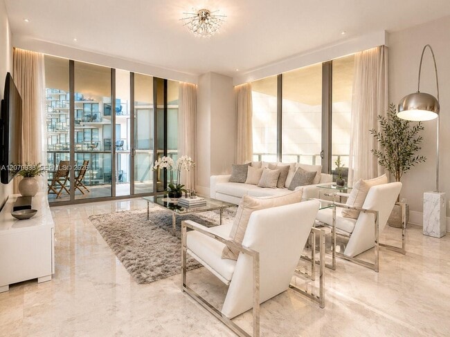9705 Collins Ave Unit 804N