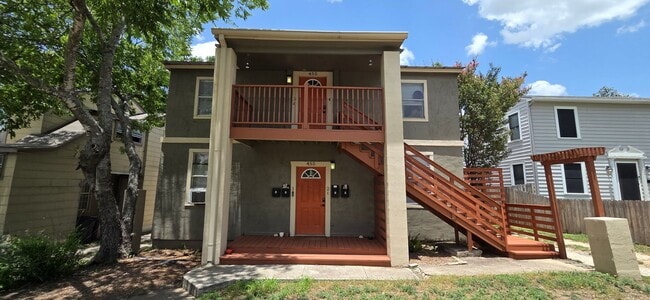 Building Photo - Mahncke Park! 1-Bedroom in 4-Plex near Ft ... Unit #3 Rental