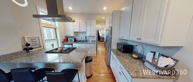 Photo - 3127 N Racine Ave Unit 3