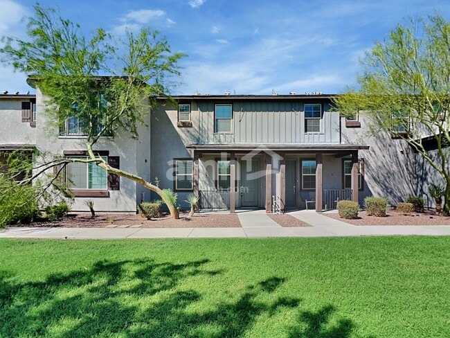 Photo - 2556 N Heritage St Townhome