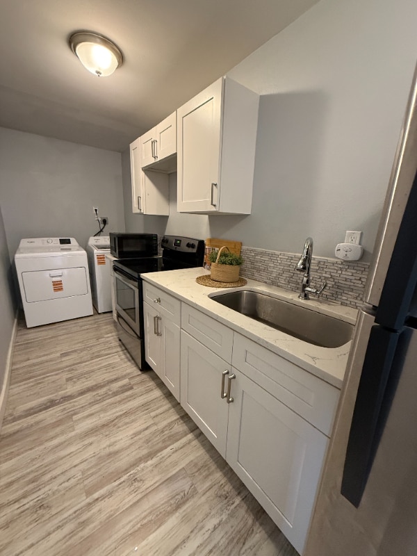 Photo - 1107 SW Coast Hwy Unit 2