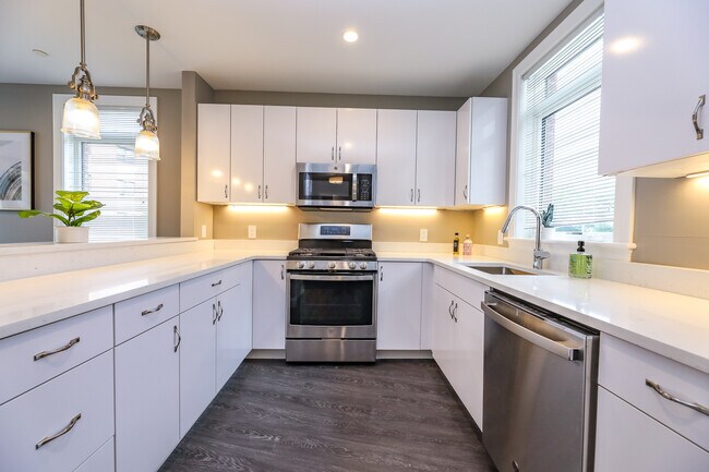 Photo - Willets Landing