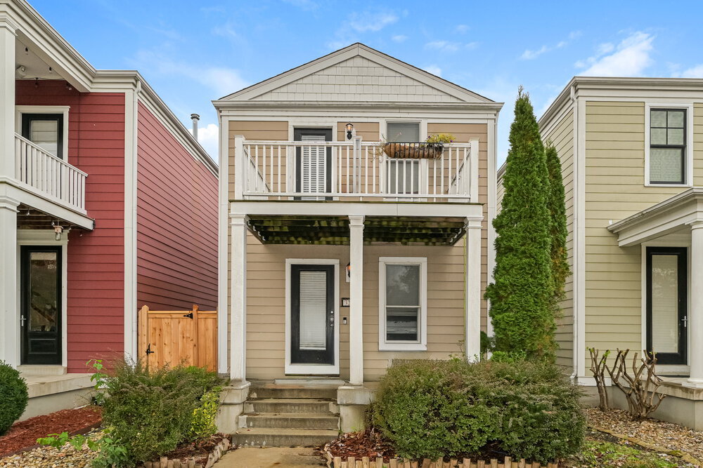 Photo - 3265 Simeon Bunker St