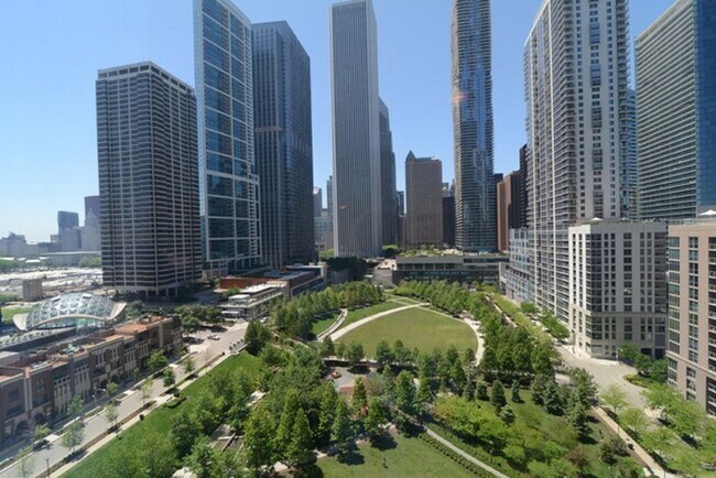 Photo - 201 N Westshore Dr