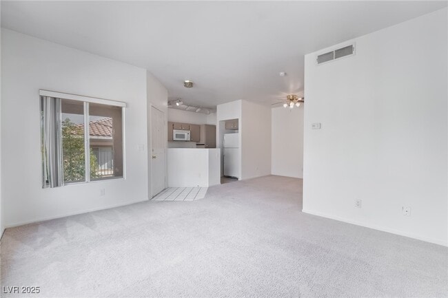 Photo - 251 S Green Valley Pkwy Unit 3921