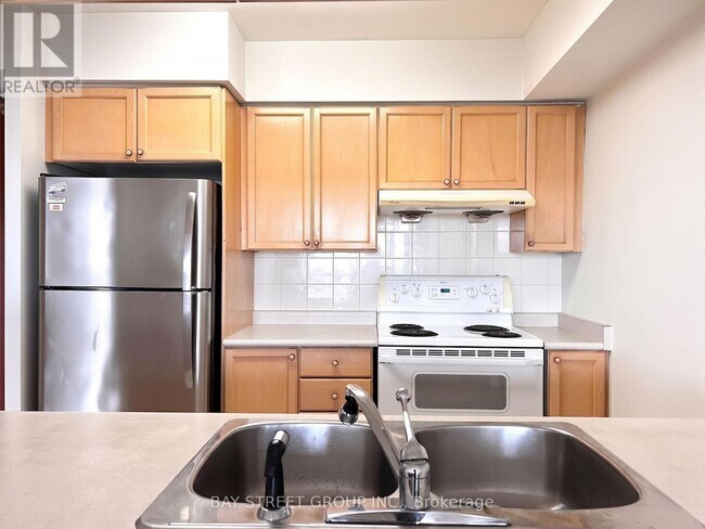 Photo - 28 Empress Ave Unité 1108