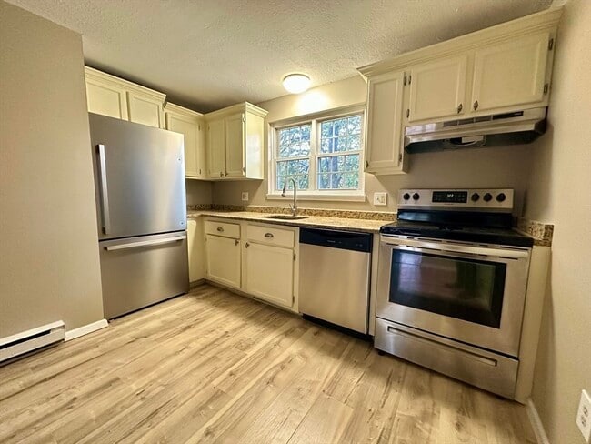 Photo - 7 Maple Crest Cir Unit E