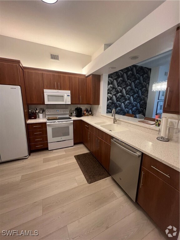 Building Photo - 749 Bentwater Cir Unit 8-103 Rental
