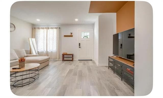 Photo - 13941 Bee St