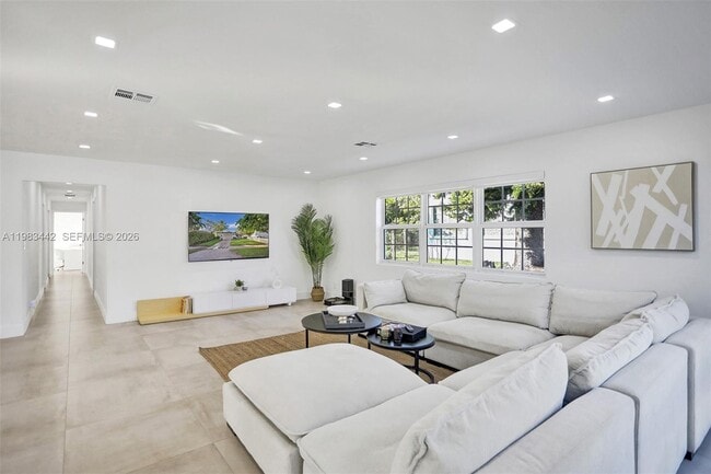 Photo - 1610 Polk St Unit 1