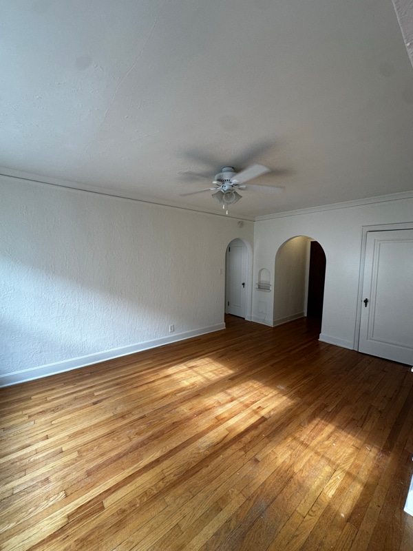 Photo - 4442 N Oakland Ave Unidad 35