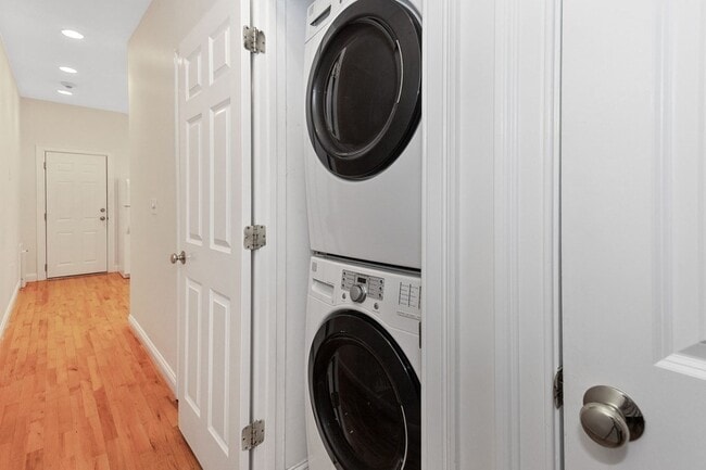 Photo - 268 Windsor St Unidad 4