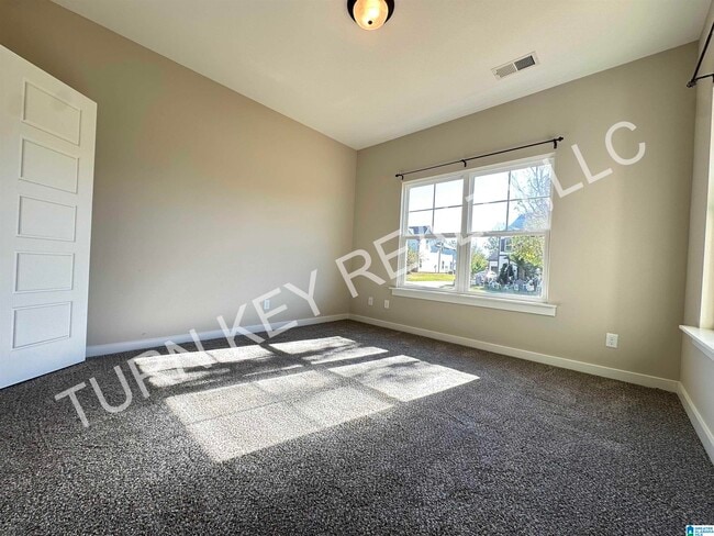 Photo - 120 Lakeridge Dr