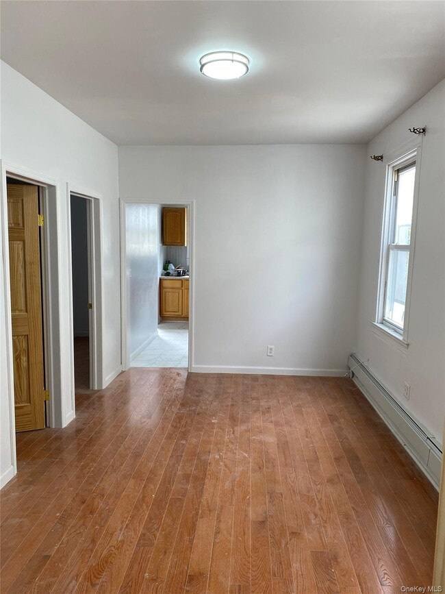 Building Photo - 22-14 124th St Unit 2Fl Rental