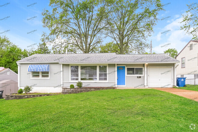Building Photo - 9543 Radio Dr Rental