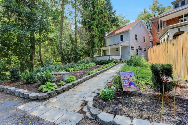 Photo - 266 Philadelphia Ave Unidad 1