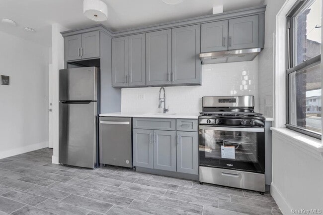 Photo - 105 Long Beach Rd Unit A