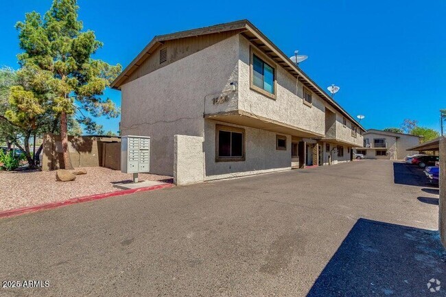 Building Photo - 1620 E Cambridge Ave Unit 14 Rental