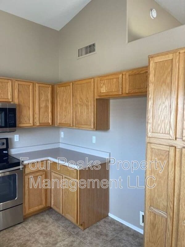 Photo - 11531 E Covina