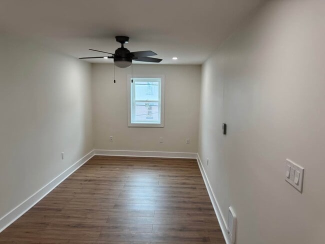 Photo - 1201 N 26th St Unit 3rd Floor