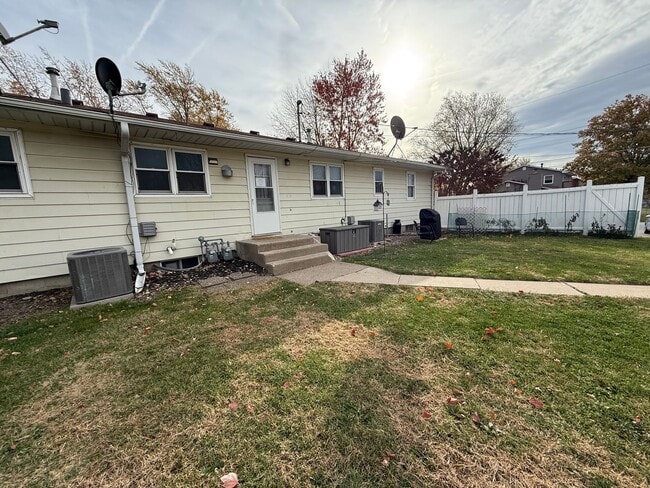 Photo - 508 12th St Unit A