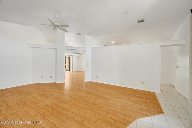 330 Las Olas Dr