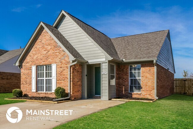 Photo - 5677 Kaitlyn Dr W