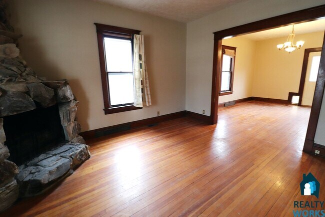 Photo - 3 Bedroom Home Available!