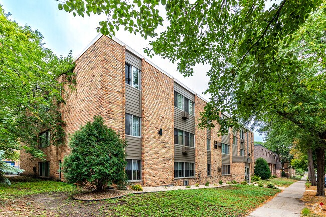 Photo - 2636 Fremont Ave S