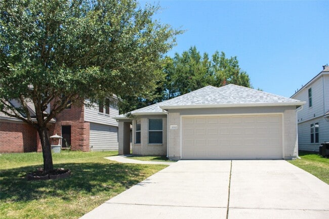 Photo - 16945 Scenic Knoll