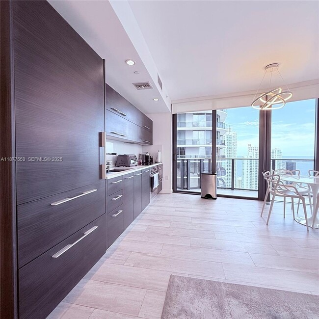 Photo - 55 SW 9th St Unit 4003