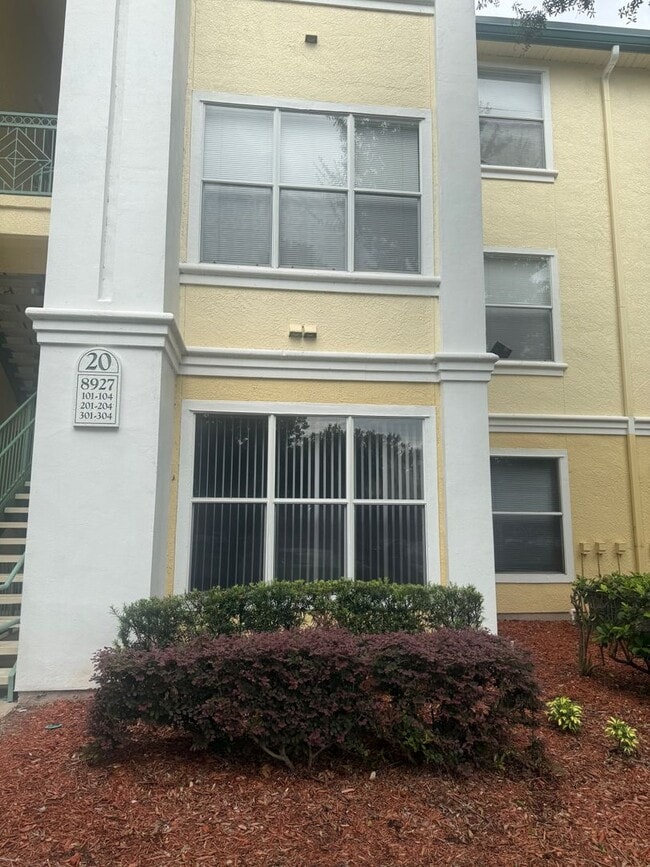 Photo - 8927 Legacy Ct Unit 20-103 -
