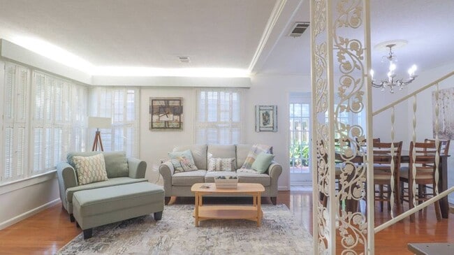 Photo - 4 bedroom Home 3 blocks from Gulf of America