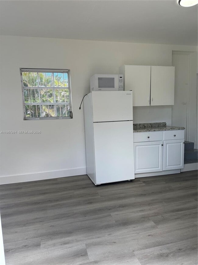 Photo - 1700 SW 14th Terrace Unit 0