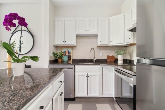 7 Concord Ave Unit 704