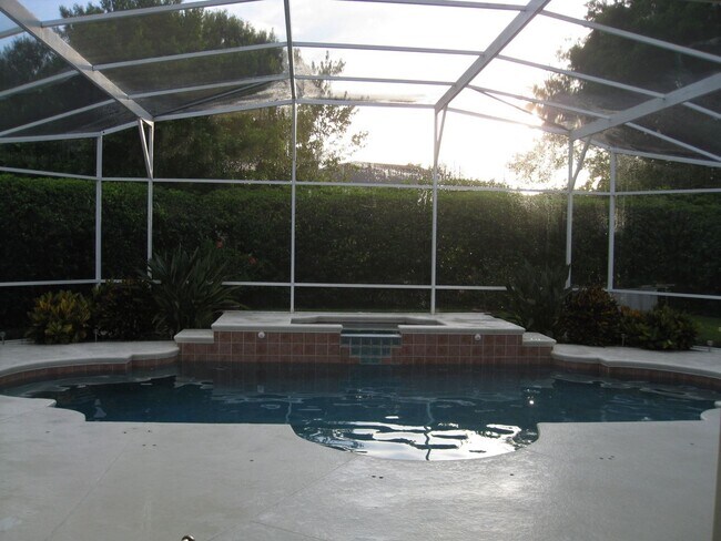 Photo - 4 br, 3.5 bath House - 1260 Tadsworth Terrace