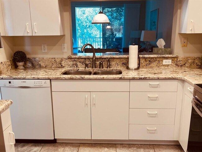 Photo - 9630 Club S Cir Unit 6201